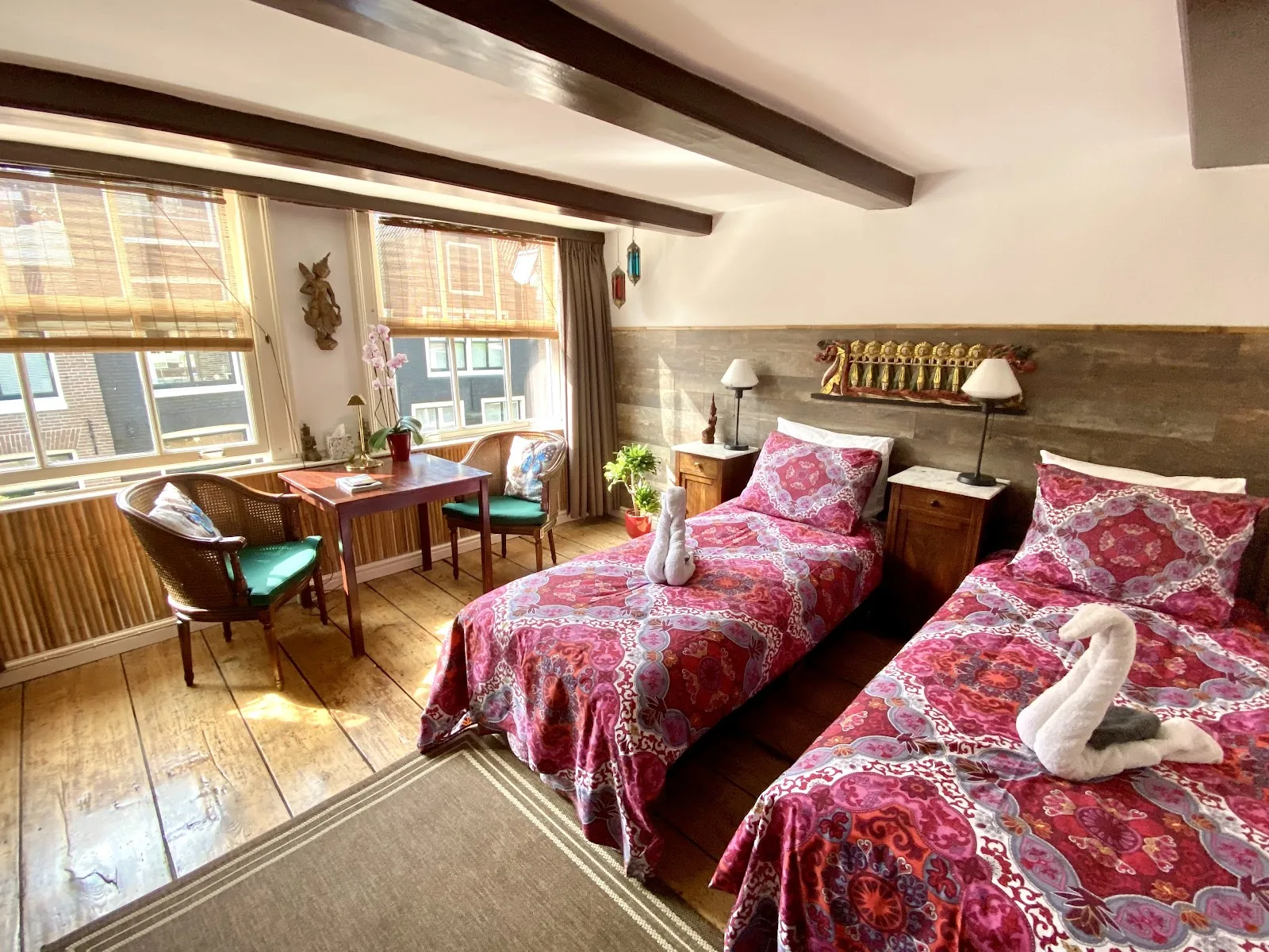 Amsterdam Barangay – bed & breakfast in Amsterdam Jordaan (foto 3)