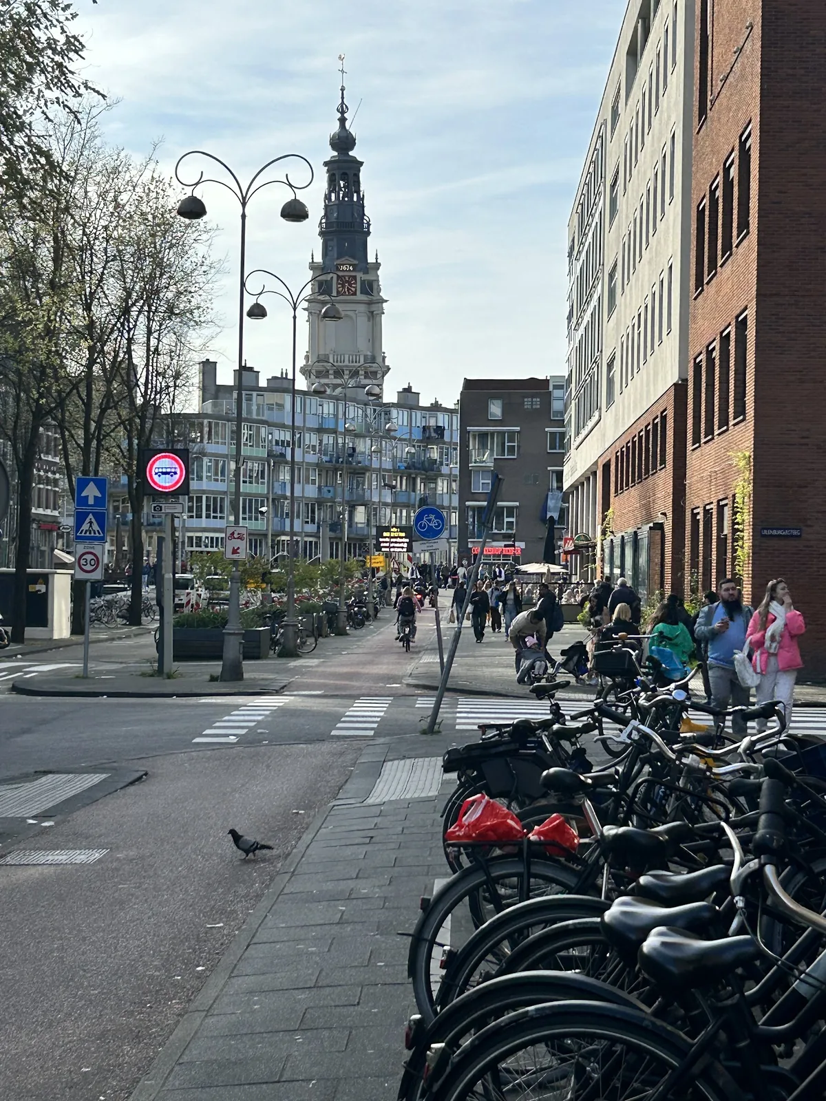 Amsterdam Boat & Breakfast – bed & breakfast in Amsterdam-Centrum (foto 1)