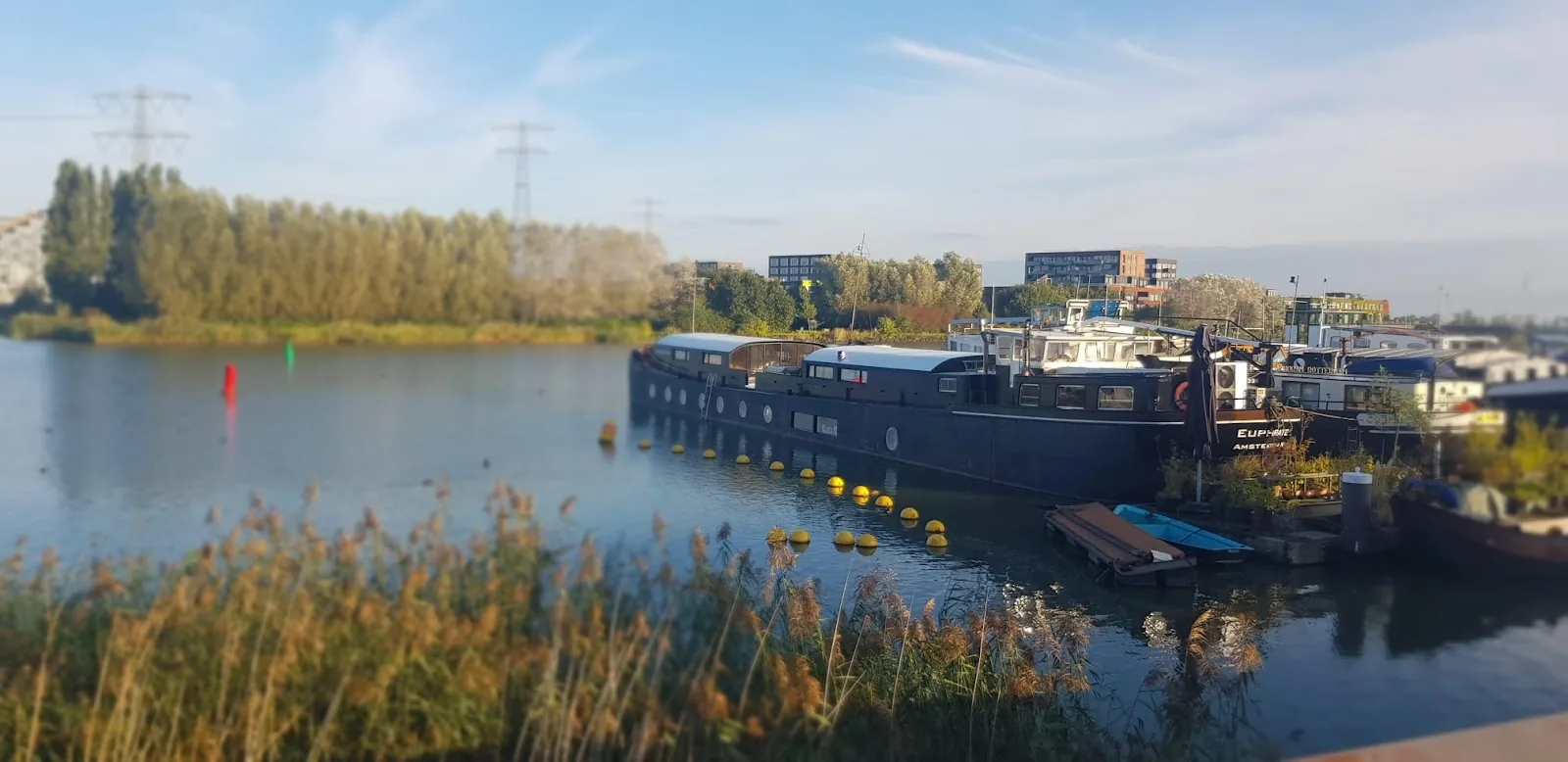 B&B Euphrate Houseboat – bed & breakfast in Amsterdam (foto 2)