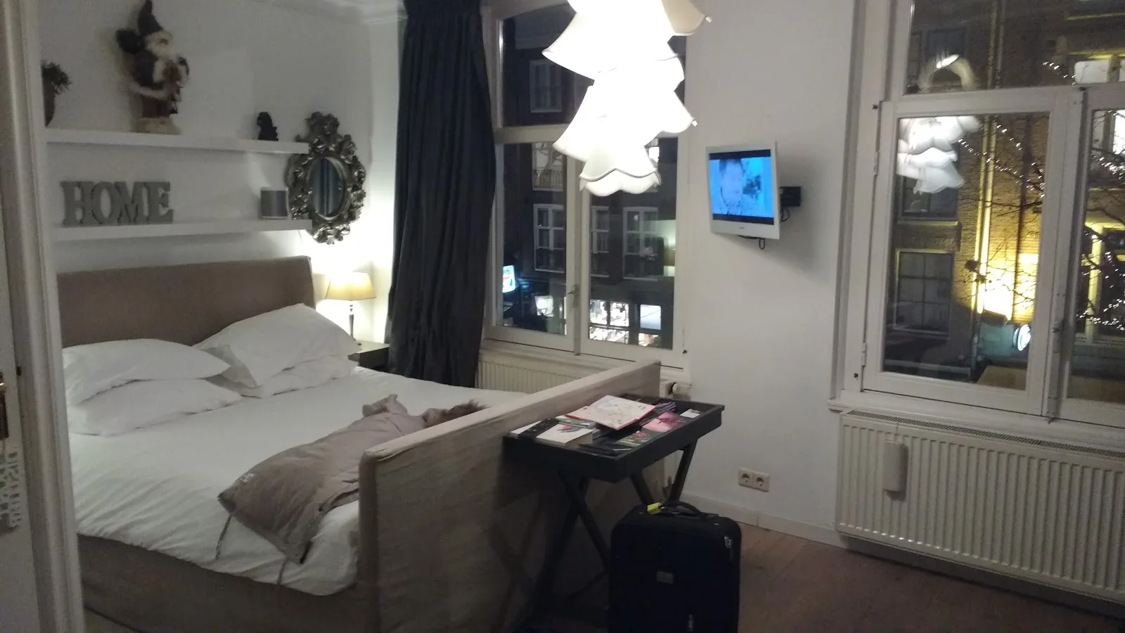 B&B MNQUE – bed & breakfast in Amsterdam-Centrum