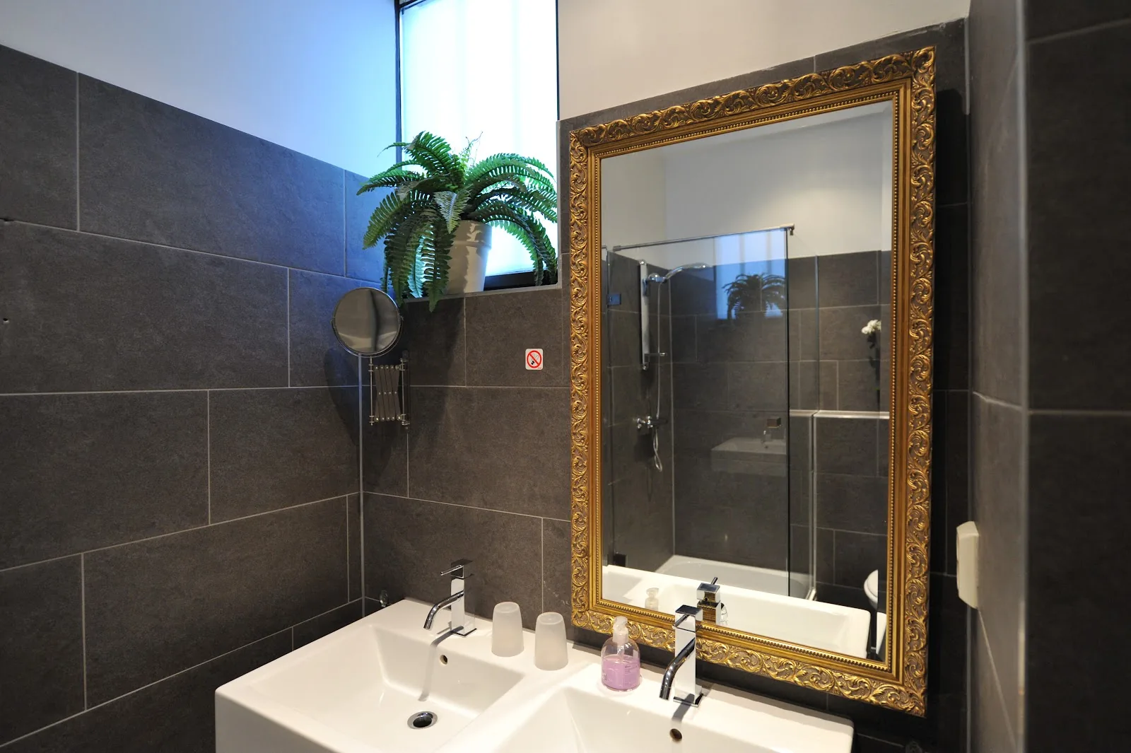 B&B The Posthoorn Amsterdam – bed & breakfast in Amsterdam Jordaan (foto 2)