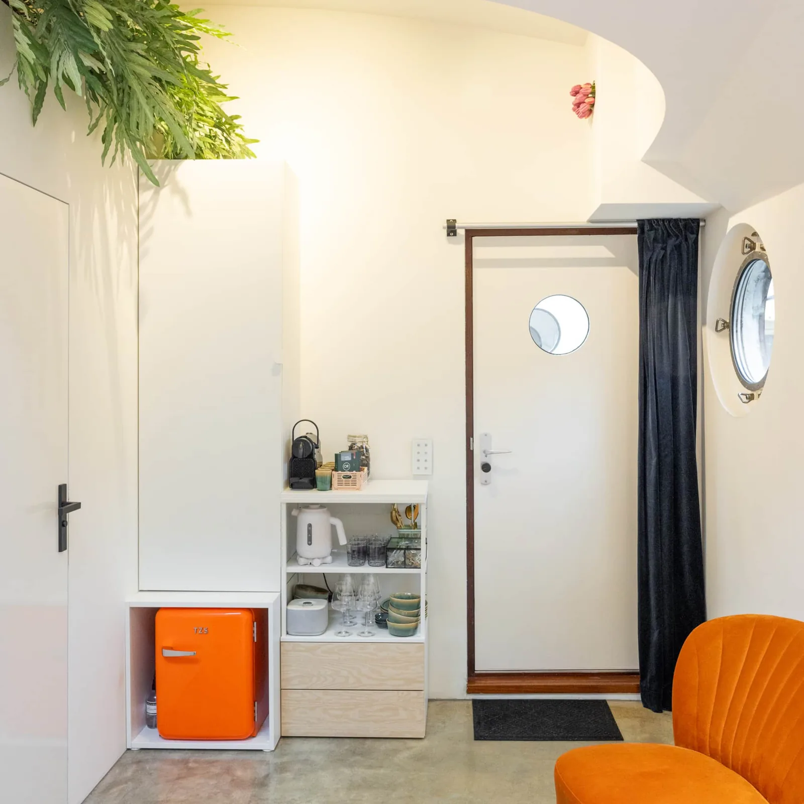 Amsterdam BB – The Boat Suite – bed & breakfast in Amsterdam-Oost (foto 6)