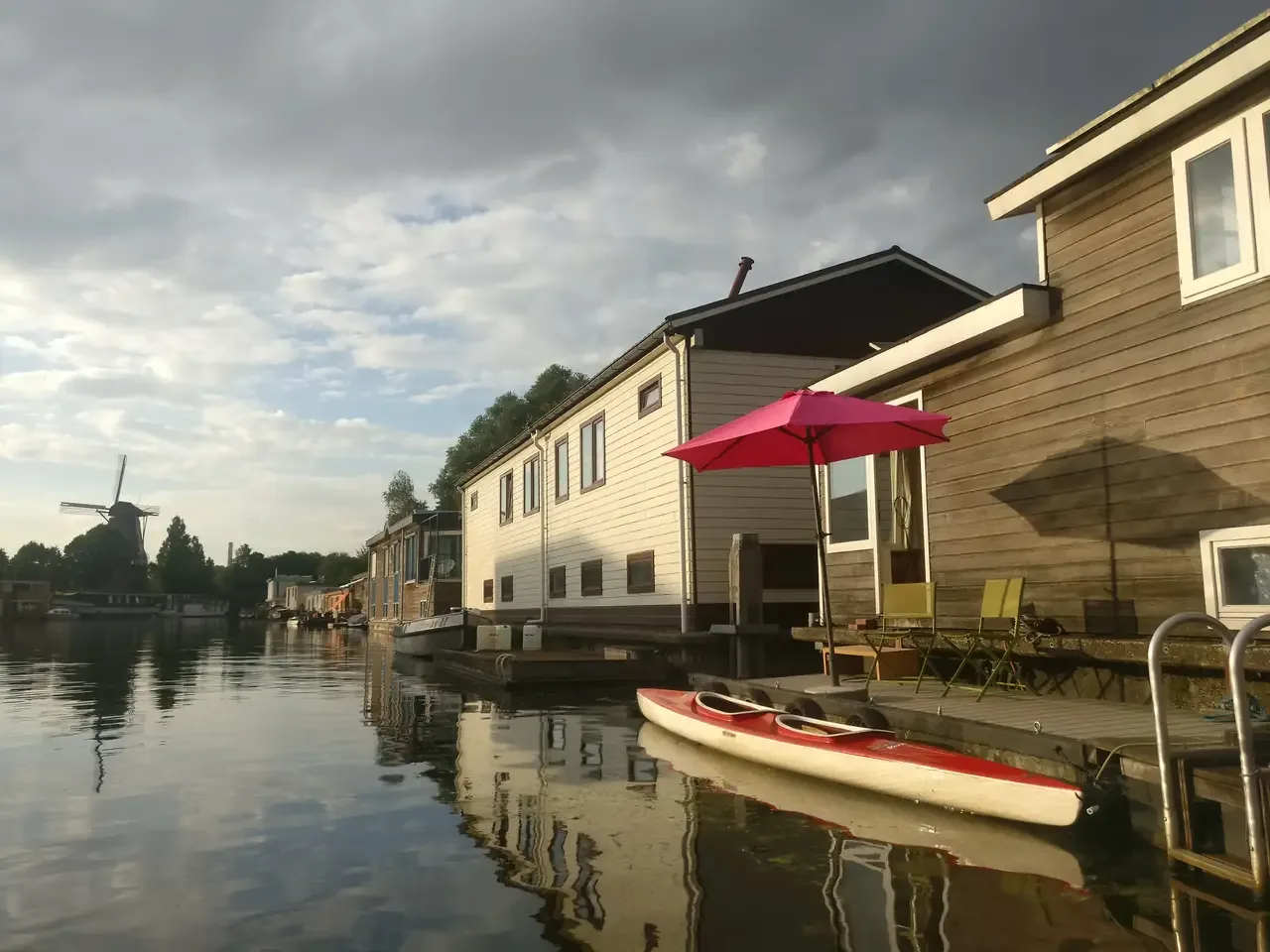 Bed Boot Vredenhof – bed & breakfast in Amsterdam Oud-West