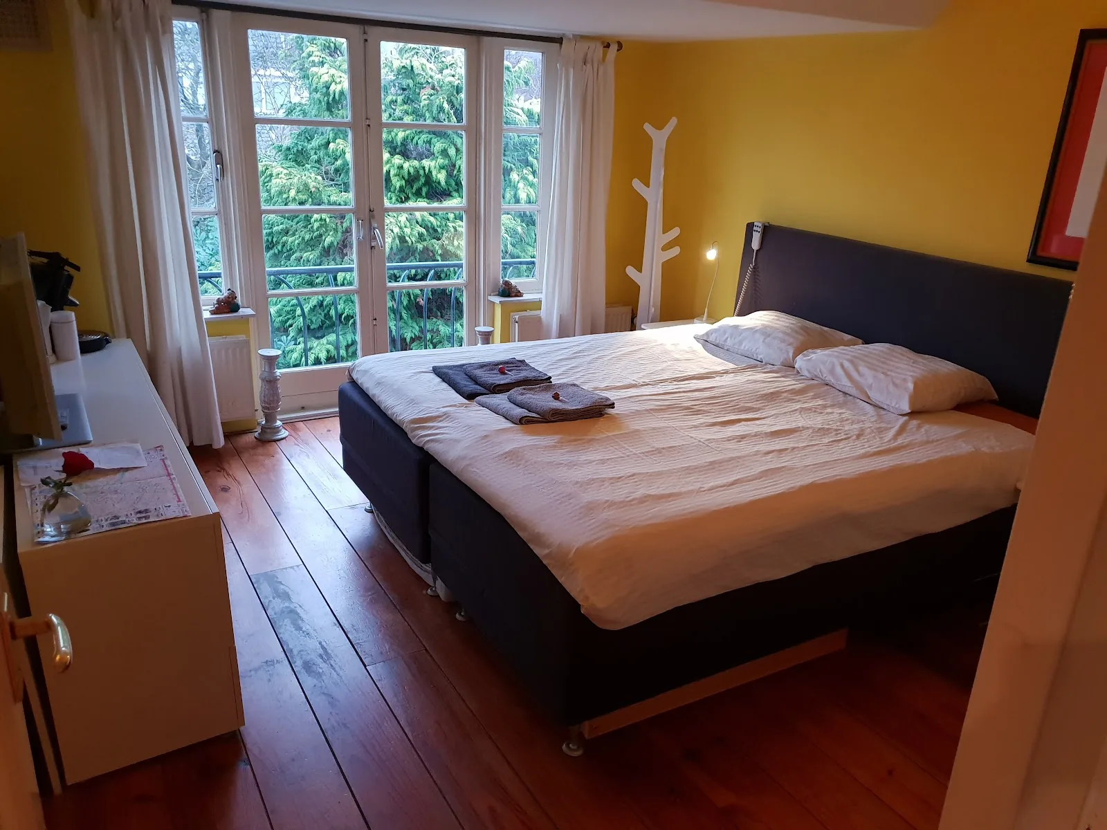 Bed & Bye Schiphol – bed & breakfast in Amsterdam (photo 1)