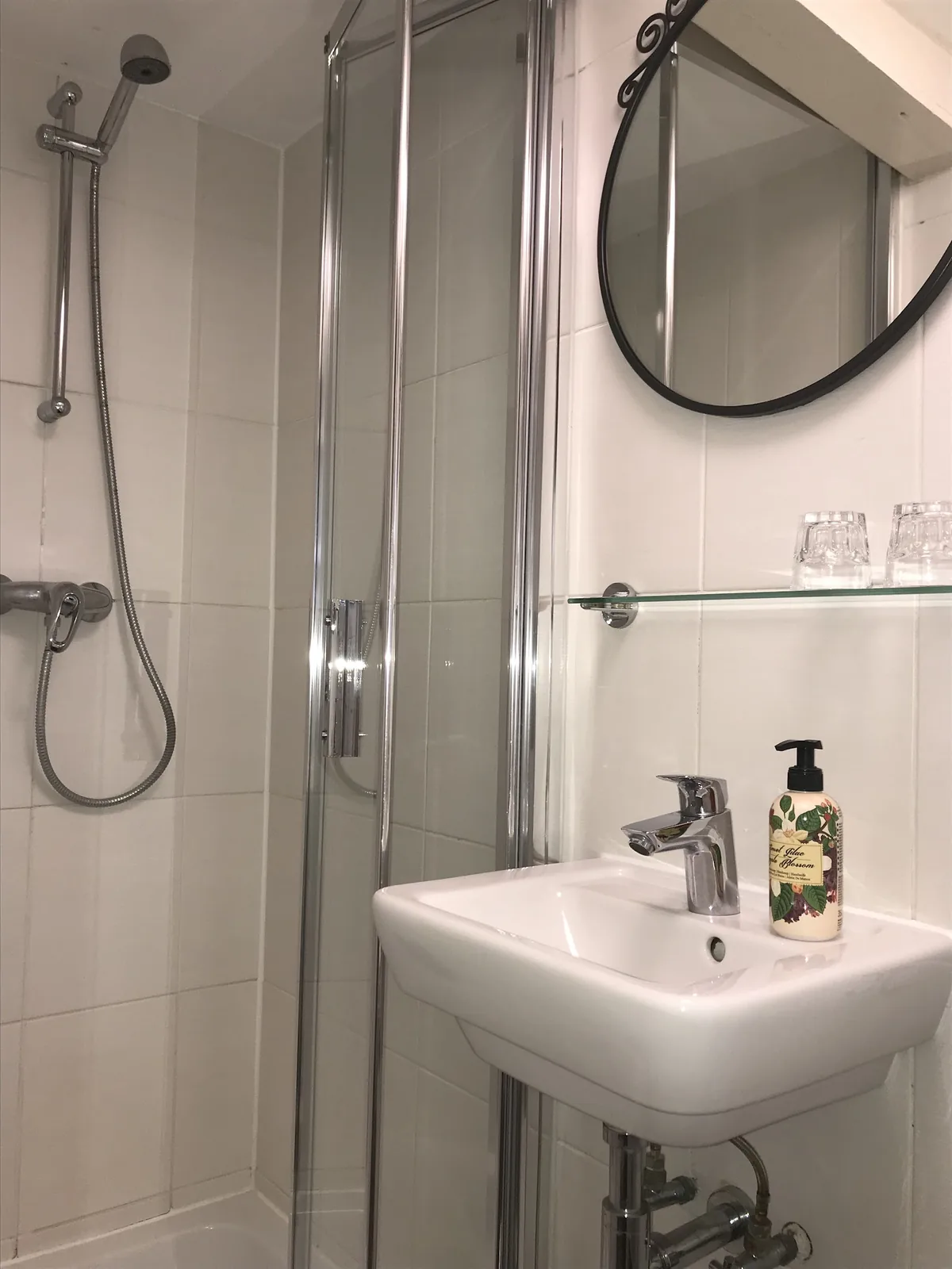 Central Guest Rooms Amsterdam – bed & breakfast in Amsterdam-Centrum (foto 2)