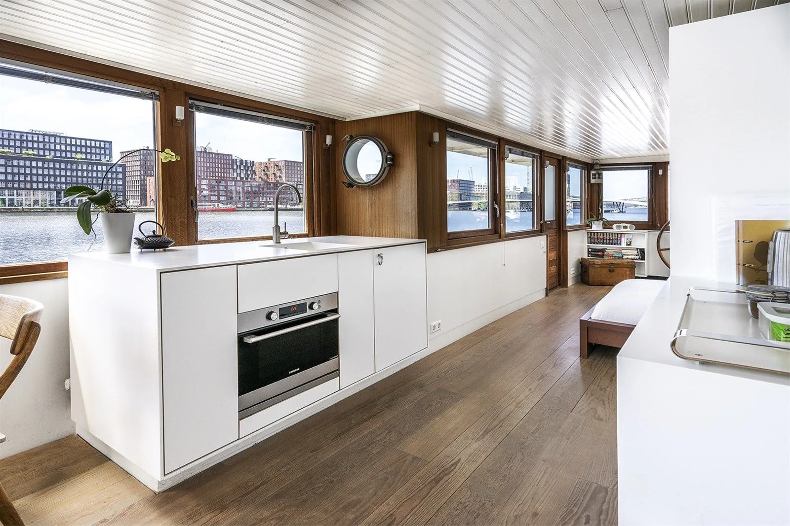 Dreamship Somoya - B&B Boat Amsterdam – bed & breakfast in Amsterdam-Oost (foto 4)