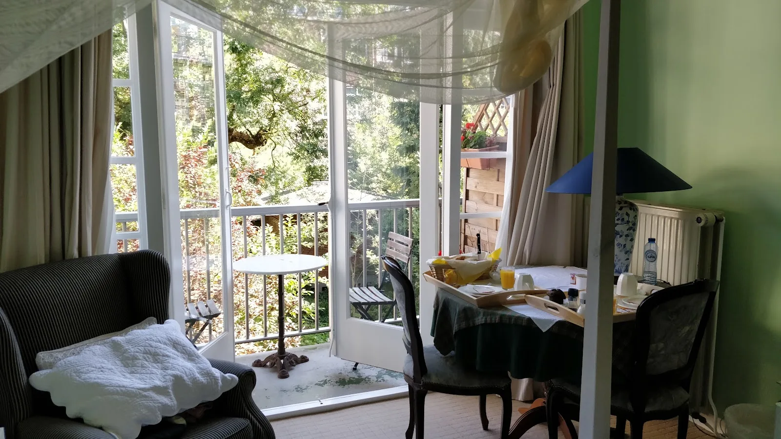 Garden View Bed And Breakfast – bed & breakfast in Amsterdam Oud-Zuid (foto 3)