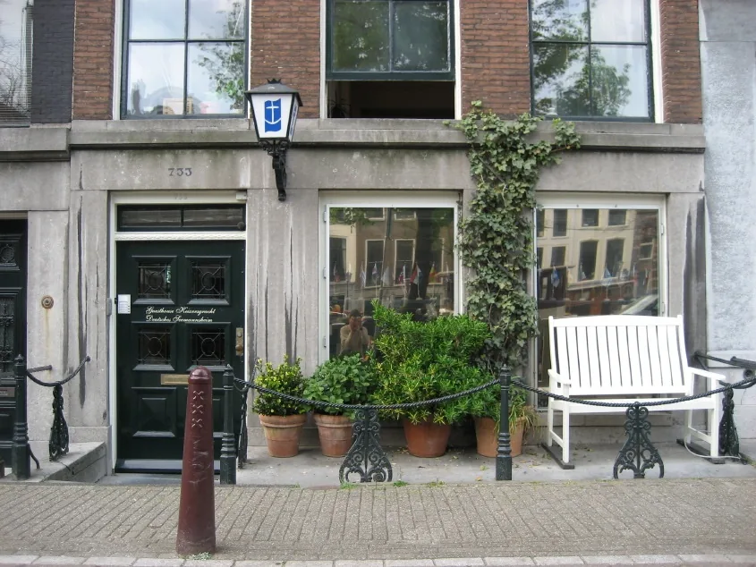 Guesthouse Keizersgracht - Deutsches Seemannsheim – bed & breakfast in Amsterdam-Centrum
