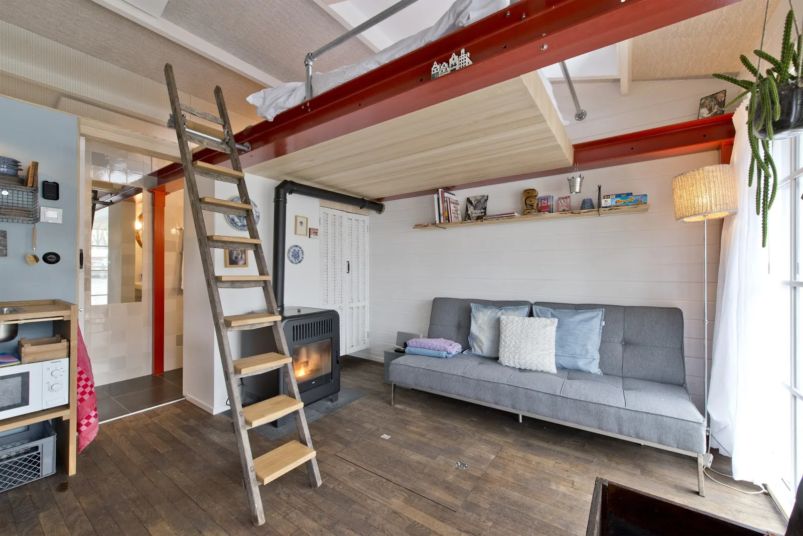 Het boothuis Amsterdam - B&B met terras aan het water – bed & breakfast in Amsterdam-Noord (foto 6)