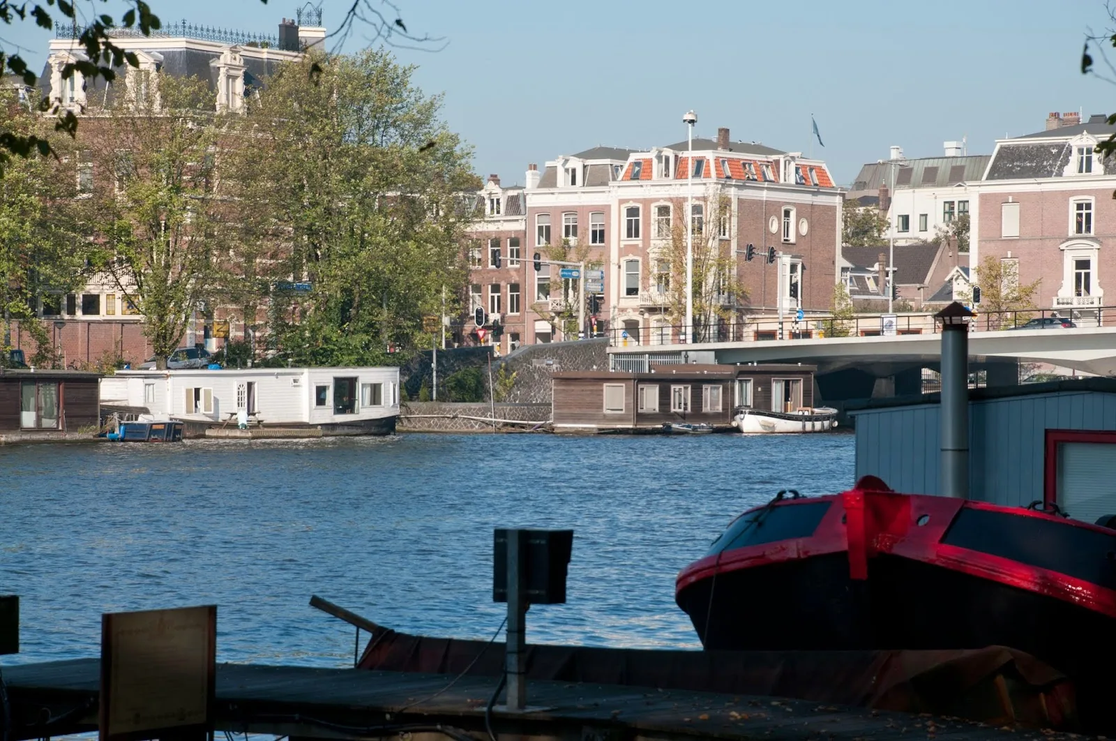 Houseboat Little Amstel – bed & breakfast in Amsterdam De Pijp (foto 5)