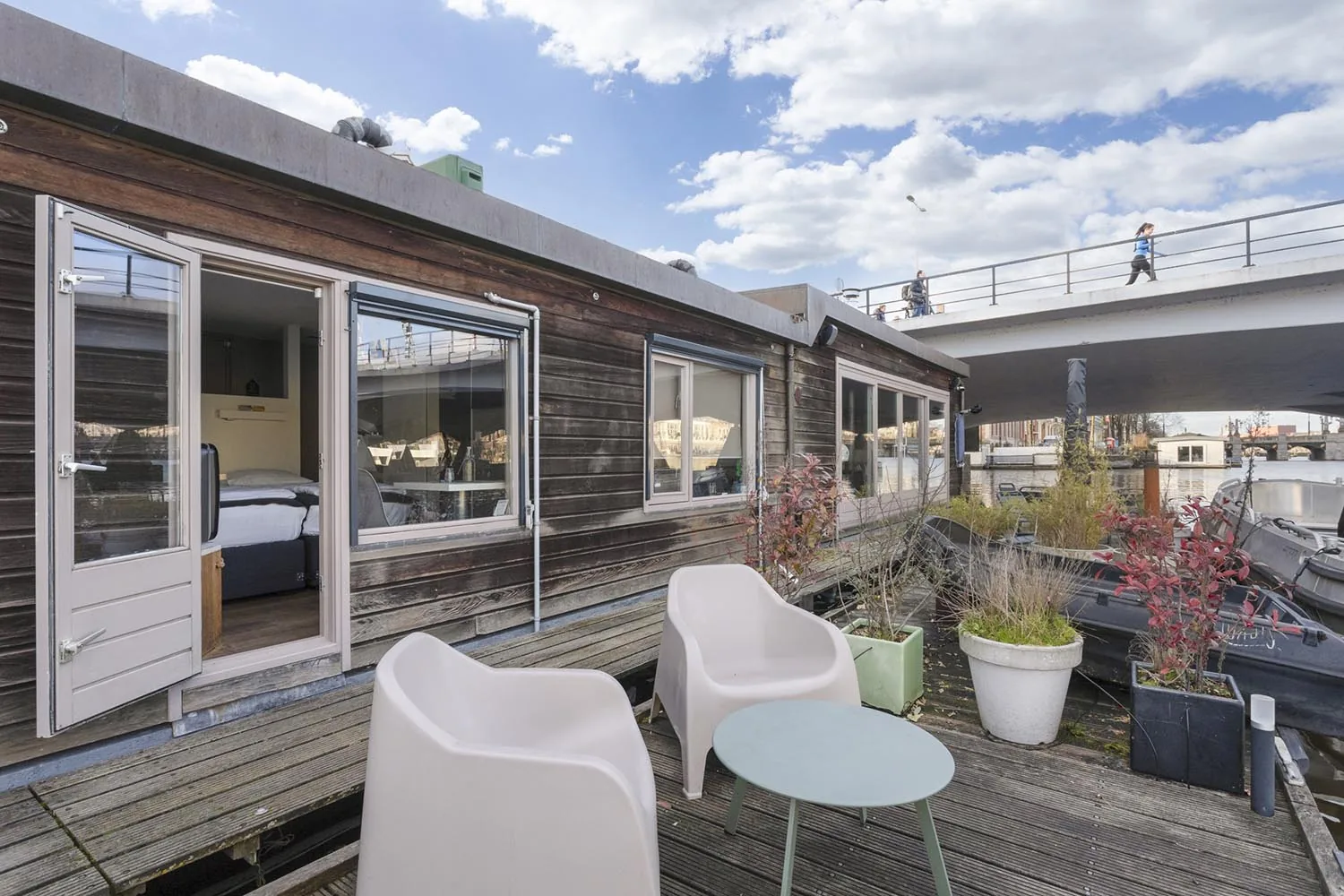 Houseboat Little Amstel – bed & breakfast in Amsterdam De Pijp (foto 6)