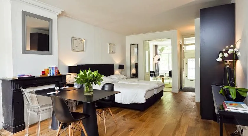 Kien Bed & Breakfast Studio's – bed & breakfast in Amsterdam-Centrum (foto 3)