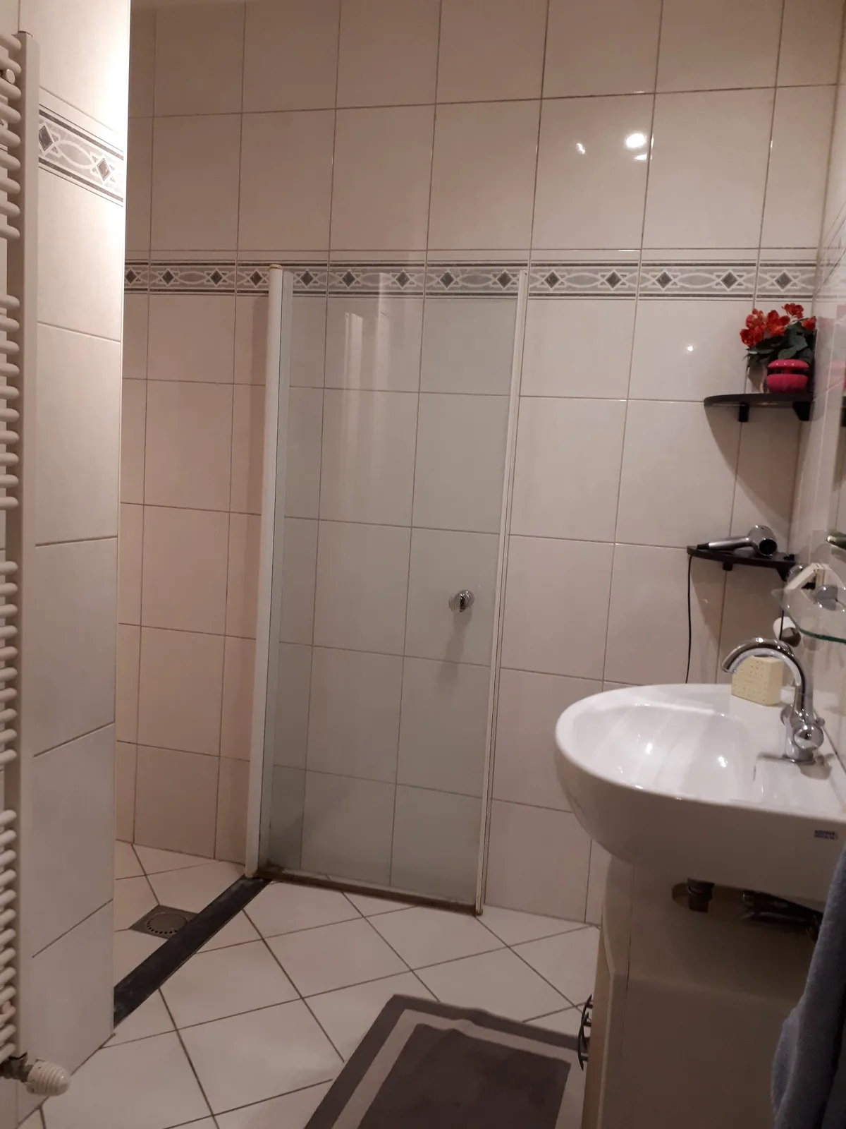 Lelylaan Guest House – Bed & Breakfast in Amsterdam (Foto 1)