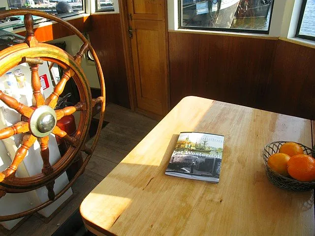 Meneer Filz, B&B Ms Luctor – bed & breakfast in Amsterdam Oud-West (foto 4)