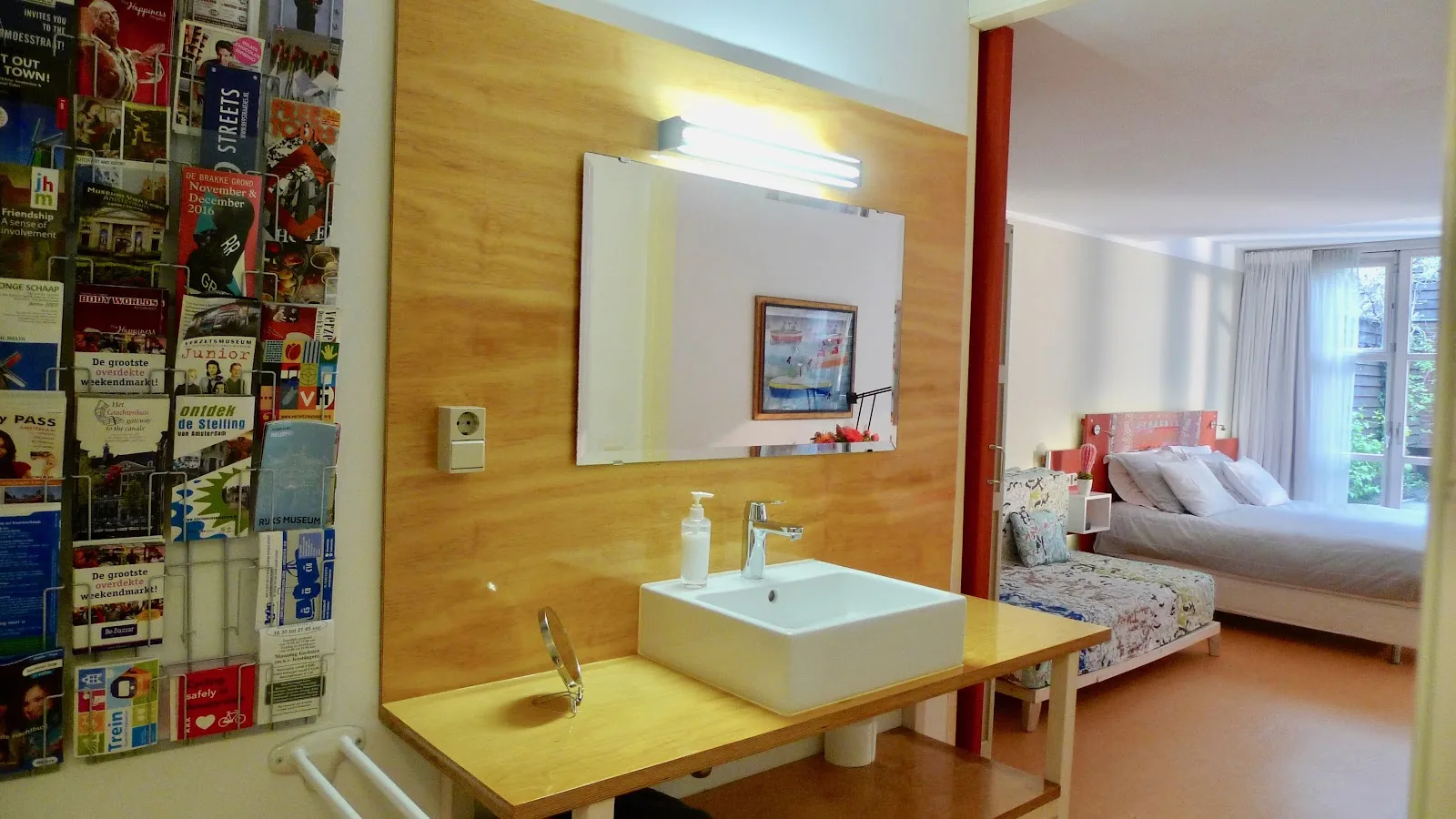Metropolitan B&B – bed & breakfast in Amsterdam-Centrum (foto 4)