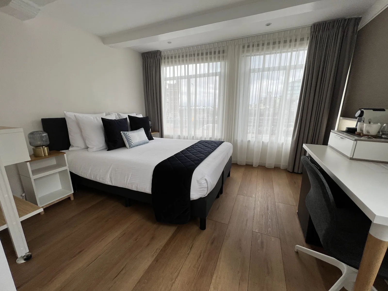 PH93 Amsterdam Central – bed & breakfast in Amsterdam-Centrum (foto 1)