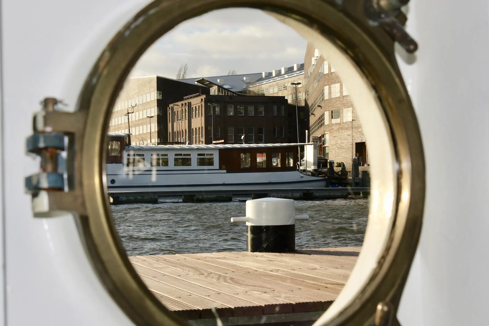 Sailor Suite Coaster Mado – bed & breakfast in Amsterdam-Oost (foto 3)