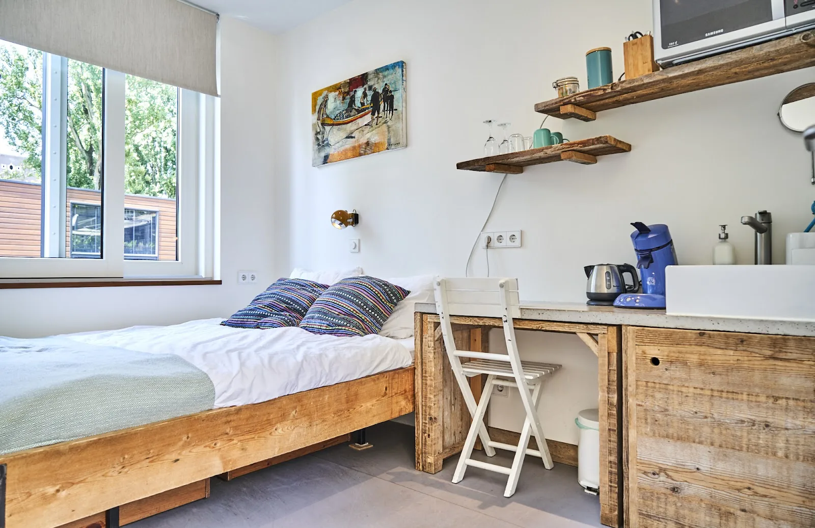 The Amsterdam Houseboat Family – bed & breakfast in Amsterdam De Pijp (foto 1)